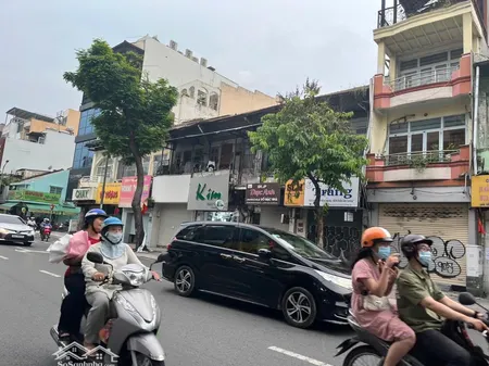 Bán Nhà Mặt Tiền đinh Tiên Hoàng, Phường Sài Gòn, Dt 4 X 16m,2 Tầng. Giá Bán Chỉ 18.2 Tỷ