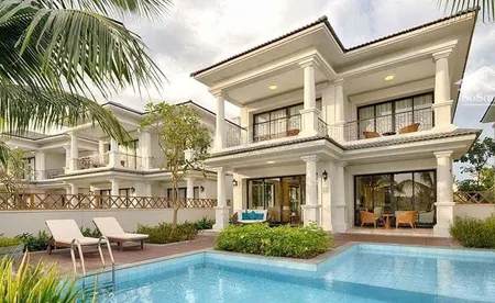 Chính Chủ Bán Duy Nhất 1 Căn Biệt Thự Ngay Sát Biển 3pn Giá 9,5 Tỷ Bao Hết Phí, Lh:
