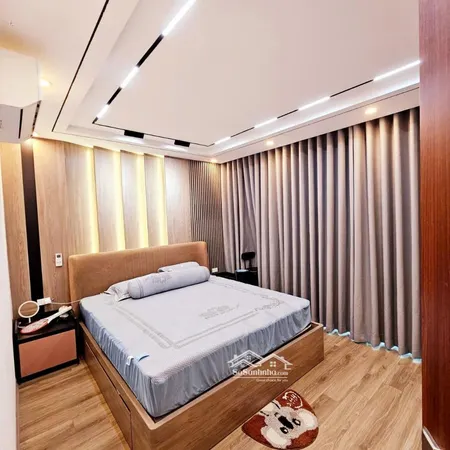 Siêu Phẩm Trung Kính Nhà Phân Lô, ô Tô Vào Nhà, 5 Tầng Chắc Chắn Giá Chỉ 15.5 Tỷ