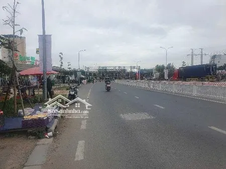 Bán Chdv, Nguyễn Văn Linh, Q7, Dt 185m2, Ngang 5.5m, Thang Máy, Dòng Tiền 120tr/tháng.