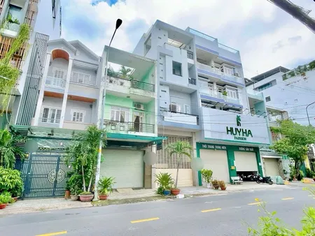 Bán Nhà Mặt Tiền đường Rộng 20m - Diện Tích: 4x24m - đúc 1 Trệt 2 Lầu - Giá Tốt: 12 Tỷ Tl