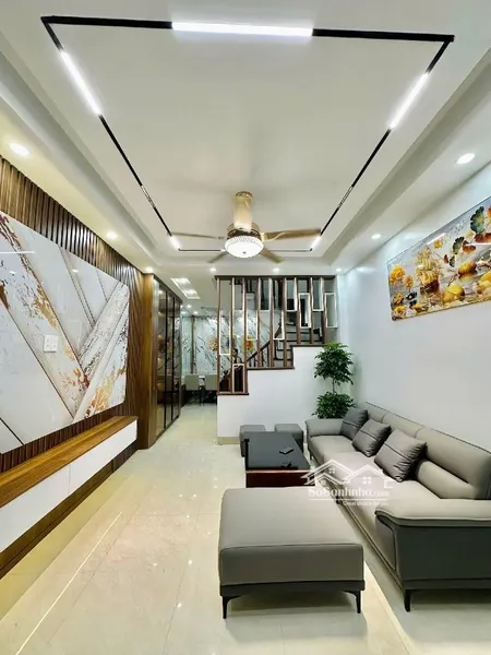 Bán Nhà đông Ngạc, Bắc Từ Liêm, Thoáng Sáng, Nội Thất đẹp, Hiện đại, ô Tô Gần, 35m2 - 5,6 Tỷ