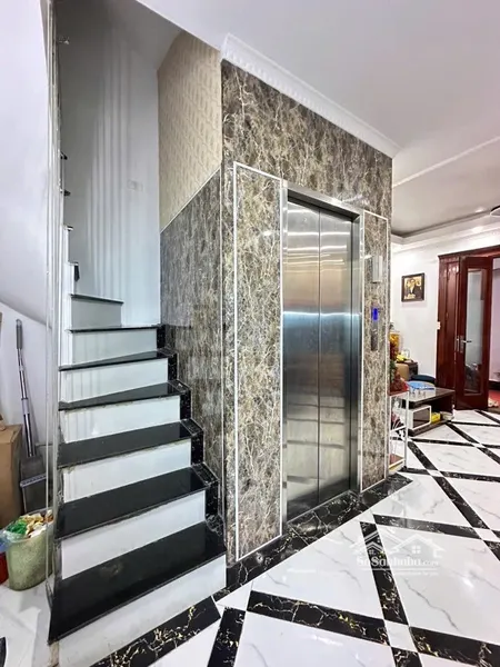 Hoàng Hoa Thám 5t Thang Máy Cách 1 Nhà Ra Phố View Hồ Tây