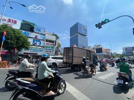 Ngộp Bank Bán Gấp! Bán Nhà Mặt Tiền Phan đăng Lưu - Dt: 650m2 Ctxd: Hầm 10 Tầng Giá Giảm Sâu 109 Tỷ