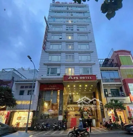 Siêu Phẩm Ngang 8m! Tòa Nhà Ngay Trần Hưng đạo Q1-8x20m -hầm + 9 Tầng -hđt 350 Triệu - Giá 89 Tỷ