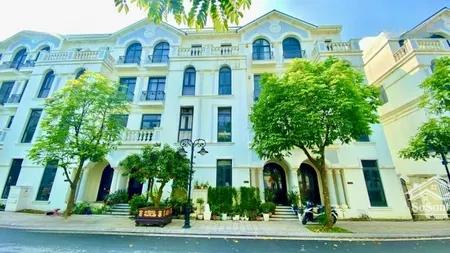 Liền Kề Ngọc Trai 06 Hướng đông Nam Diện Tích 70.8m2 Xây 5 Tầng Giá 20 Tỷ