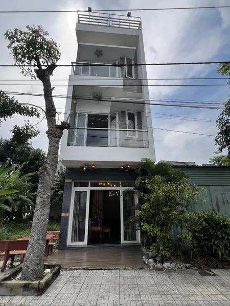 Bán Nhà đẹp Giá Rẻ Nhà 3 Tấm Tặng Nội Thất Nhà Hướng đông Gần Kênh Gần Công Viên 7 Kỳ Quan Thế Giơi