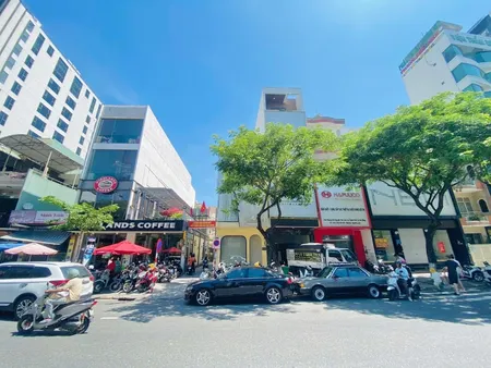 [gọi Bi ] Nhà 2 Tầng Góc 2 Mặt Tiền Nguyễn Văn Linh - Trung Tâm Của Trung Tâm