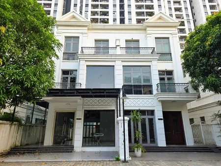 Bán Biệt Thự đẹp Tại Vinhomes Riverside, 52 Tỷ, 176m2, Nhiều Tiện ích