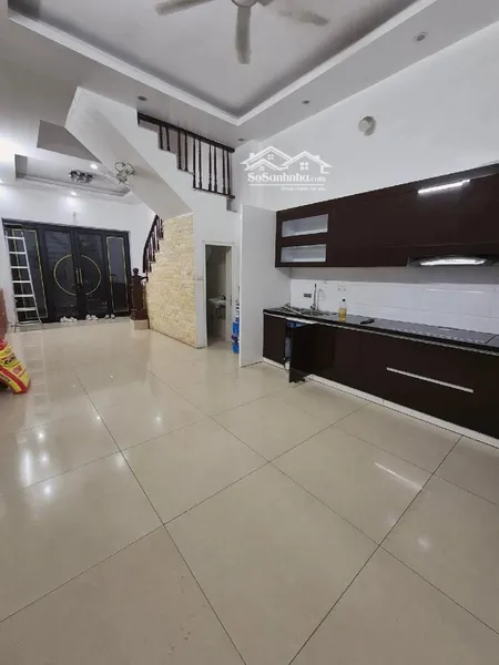 Siêu Phẩm Nguyễn Ngọc Nại, ô Tô Lùi Cửa, Full Nội Thất, 15m Ra Phố, Nhà 2 Mặt Thoáng, 42m2x14,3tỷ