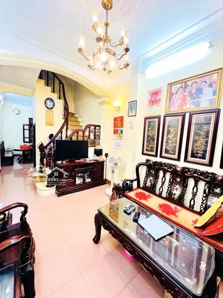 Hơn 8 Tỷ Nhà đẹp Ngõ Minh Khai- Gần Oto- 43m