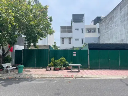 Bán đất Kđt Hà Quang 2. Phường Nam Nha Trang, Tp Nha Trang. Dt:80m2. Hướng Tây Nam. Giá:5,5 Tỷ