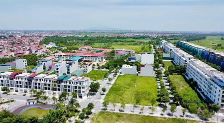 Lô đất Giá Rẻ Nhất Vườn Sen, Chu Nhà Tặng Ngay Một Chỉ Vàng Cho Khách Mua Trong Tháng