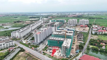 Bán Căn Shophouse Chân đế View Công Viên 67m2 Giá 2,2xx Tỷ Dòng Tiền 10-12%/năm