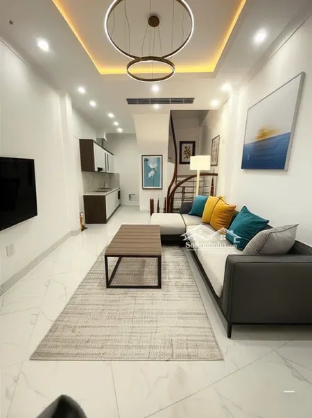 Bán Nhà Riêng Hàng Hiếm Tại Gia Quất, 6 Tỷ, 30m2, 3pn, 3wc, 5 Tầng
