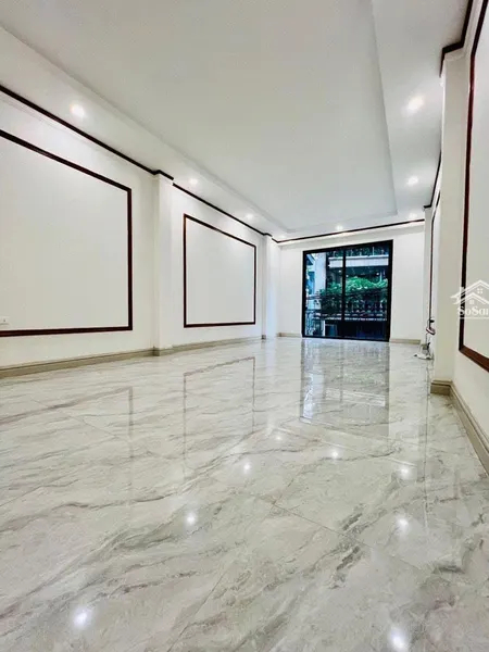 Cạnh Công Viên Cầu Giấy 58m, 7 Tầng, Thông Sàn, Thang Máy, Gara ô Tô, Kd, Mới đẹp.