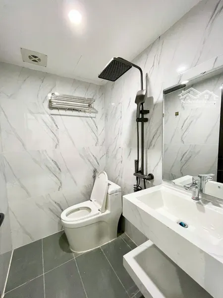 Gấp 45m2 Trần Hữu Tước - 7 Tầng Thang Máy - Nhà Mới Full Nội Thất - ô Tô đỗ Cổng - 9.9 Tỷ