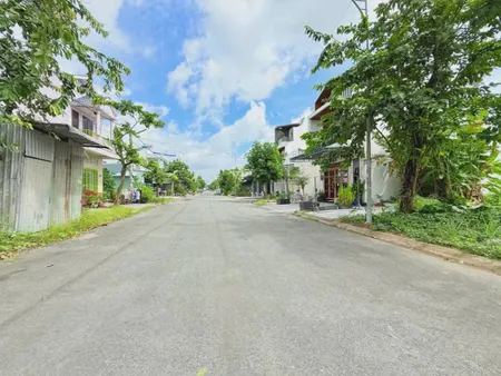 108. 🌟 BÁN NỀN ĐẸP KDC HỒNG LOAN 6A