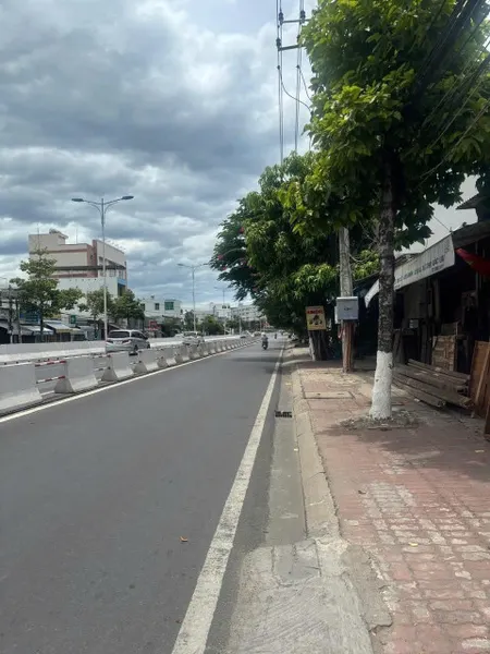 Bán đất tặng Nhà góc 2 mặt tiền đường Nguyễn Tất Thành 83m² ngang 5m giá 6.2 tỷ Phường Nam Nha Trang