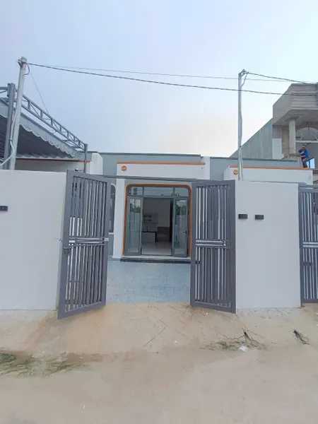 GIÁ MÀ MÌNH CÓ 1 TỶ THÌ SẼ MUA NHÀ CẤP 4 NGAY TRUNG TÂM PHƯỜNG TÂN TRIỀU