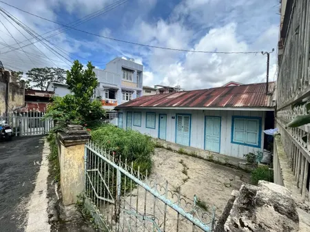 Cần Bán Nhà cũ Hồ Tùng Mậu Cách Hồ Xuân Hương Chỉ 500m