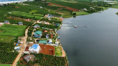 Đất kinh doanh cafe , homestay hồ Phúc Thọ -Lâm Hà