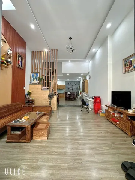 HẺM TRƯỚC NHÀ 4,5M SÁT THỐNG NHẤT - DT 5 x 15 - 3 TẦNG 4 PN - NT CAO CẤP - HƠN 7 TỶ