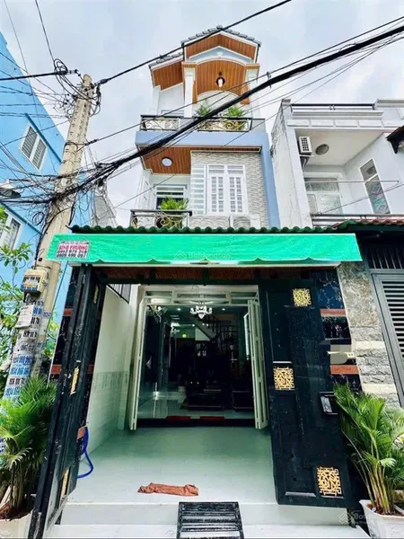 Bán nhà đẹp góc 2 mặt tiền hẻm 5m, (4x15) 1 trệt 2 lầu 1 tum, 4pn, 1 xẹc đường hiệp thành 35, q12