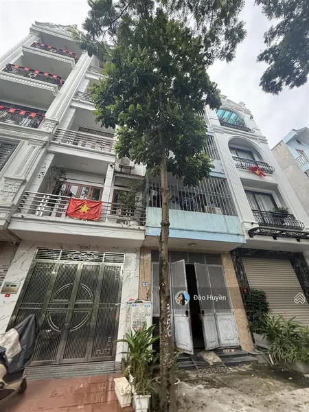 Bán nhà liền kề phân lô đg oto tránh kinh doanh ngay dịch vụ vạn phúcvăn khê hà đông giá hơn 14tỷ