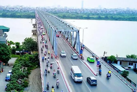 Bán nhà phố bồ đề. dt 64m2 x 7 tầng, mt 5,8m. thang máy, gara ô tô. giá 23,2 tỷ.