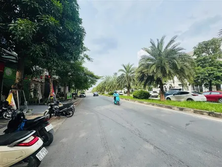 Nhà phố đào đình luyện vỉa hè5m. kinh doanh siêu đỉnh đối diện vinhomes long biên. 90m2,mt5m.