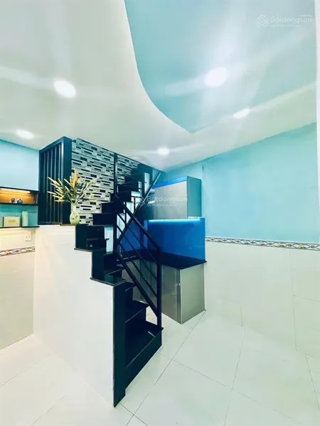 Bán nhà 2 tầng 22m2 2pn 1wc âu cơ chỉ 2.x tỷ hoàn công đầy đủ quận tân phú