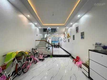 Siêu phẩm dưới 3 tỷ 5 nhà đẹp lý thánh tông, tân phú sổ riêng, hẻm thông, gần trung tâm!