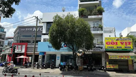 Nhà đẹp! nhà 5 tầng thang máy. đường nguyễn sơn quận tân phú 5.2 x 18m giá 24 tỷ