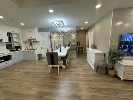 Bán đúng giá đúng diện tích cc phúc yên, giá 3,3 tỷ, 90m2, 2pn, 2wc, nội thất full