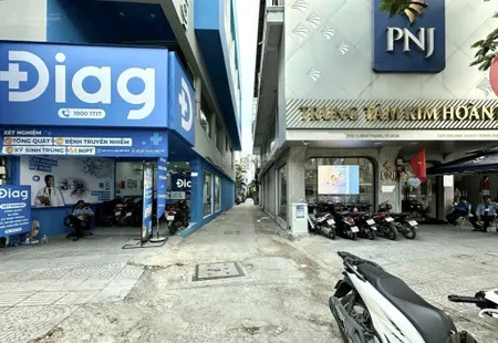 Siêu vị trí ngã tư hàng xanh, hạ mạnh 2 tỷ