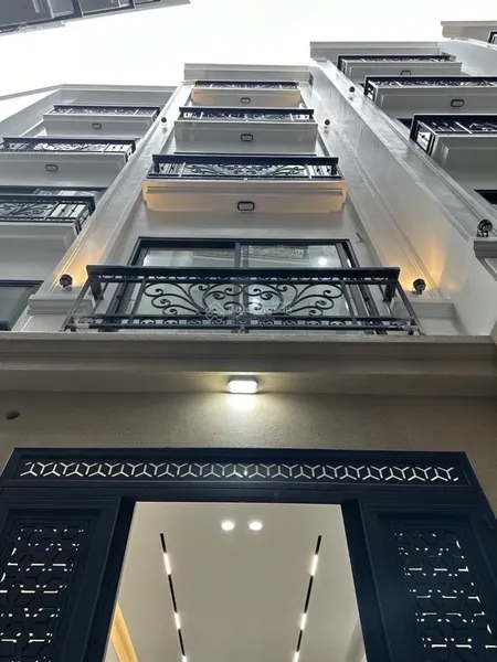 Bán gấp nhà riêng 5,35 tỷ full nội thất. 31m2, 4pn, 4wc tại đường vân canh, xã vân canh