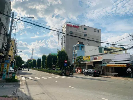 Chủ gấp bán! nhà cấp 4 8.4 tỷ cạnh đại lộ 3 phước bình liền kề global city shr hỗ trợ bank