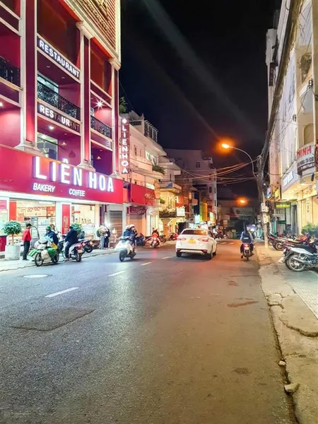 Bán "vị trí vàng" xây bđs dòng tiền ngay khu hòa bình chợ đêm đà lạt