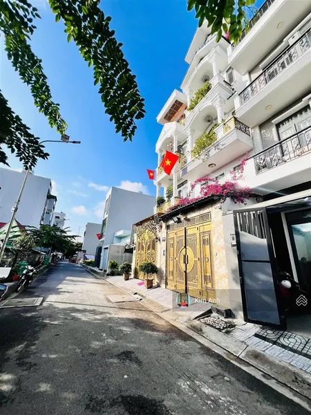 Hàng hiếm nhà 4 tầng khu center home trường thọ thu nhập 20tr/th, nhà xây tâm huyết, đường 6m