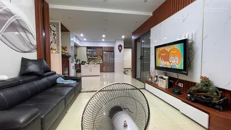 Bán gấp căn hộ chung cư 61m2, 4,4 tỷ tại trần quý kiên, dịch vọng, cầu giấy, hà nội