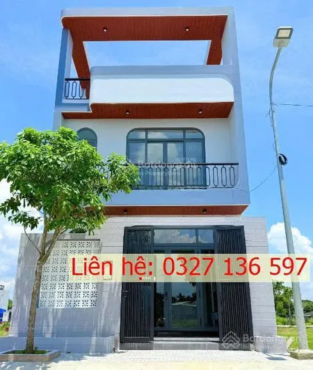 Bán nhà mới 1 trệt 2 lầu. 0327 136 ***