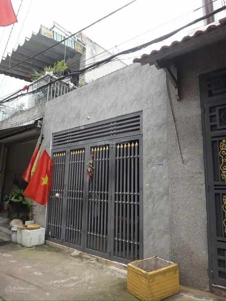 Ngộp bank bán gấp nhà 56m2, 2 tầng, ngay ấp chiến lược, gần aeon tân phú, hẻm 5m thông, 4.59 tỷ