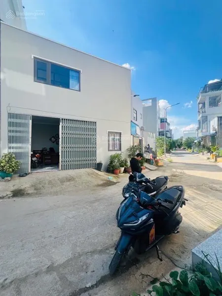 Nhà mới rộng đẹp giá nhỏ, tân tạo, bình tân