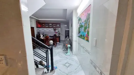 Nhà 3 tầng sát chợ Nhị Thiên Đường P5 Q8