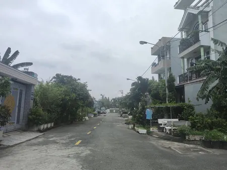 ĐẤT VUÔNG VỨC NGAY CHỢ LONG TRƯỜNG 93m2. ĐƯỜNG XE TẢI