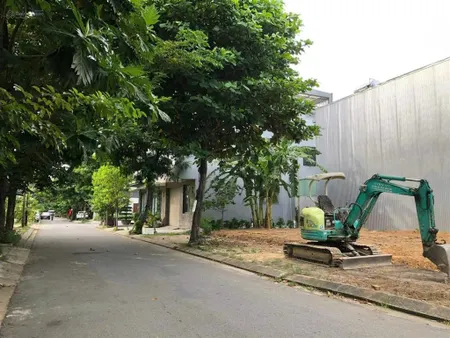 Lô góc 2 mặt tiềnbàu mạc 6, giá 8 tỷ diện tích lớn 177.3m2, phong thủy tốt