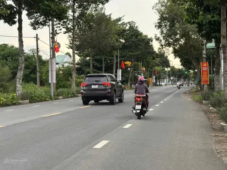 Cực đẹp mặt tiền quốc lộ 55 đối diện trung tâm hành chính huyện long điền cũ giá cực tốt !!