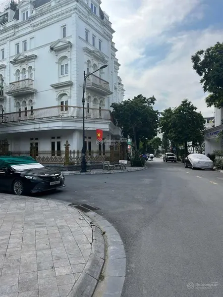 Cần bán gấp đất dịch vụ vạn phúc, hà đông n06b dt 50m2, mt 5m, đường 12m, giá bán 15,5 tỷ