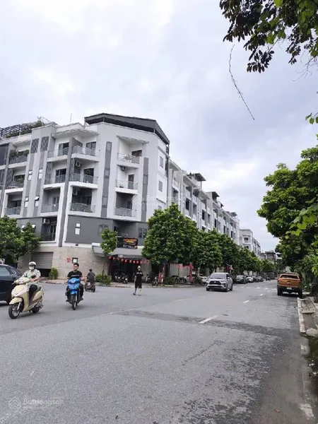 Bán đất đức giang, lô góc, gần khu himlam và bình minh garden, dt 75m2 mt 5m 7.3 tỷ